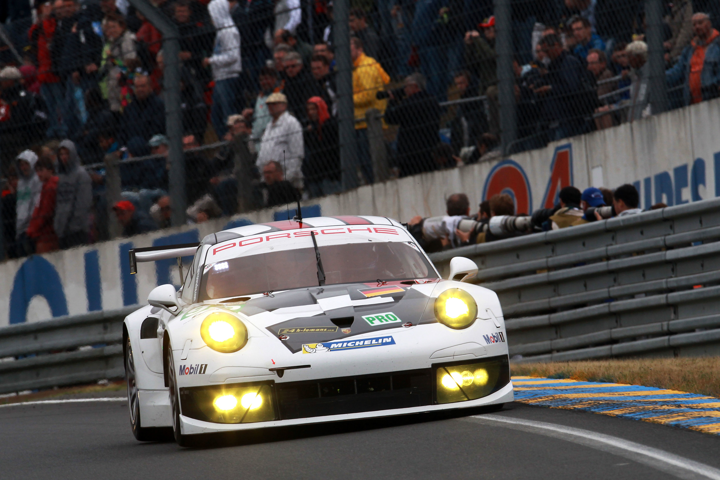 Feature: Golden icon: 50 years of the Porsche 911 in motorsport